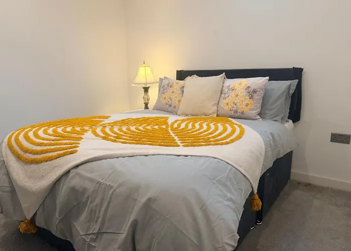 2br, 3double Bed, 2 Bath, Wifi , Free Parking 公寓